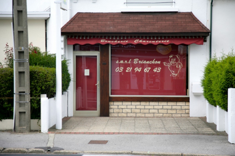 boucherie-SIGALE-min_france_frankreich_commerce_frankrijk_francia_delicatessen_butchery_charcuterie-424328